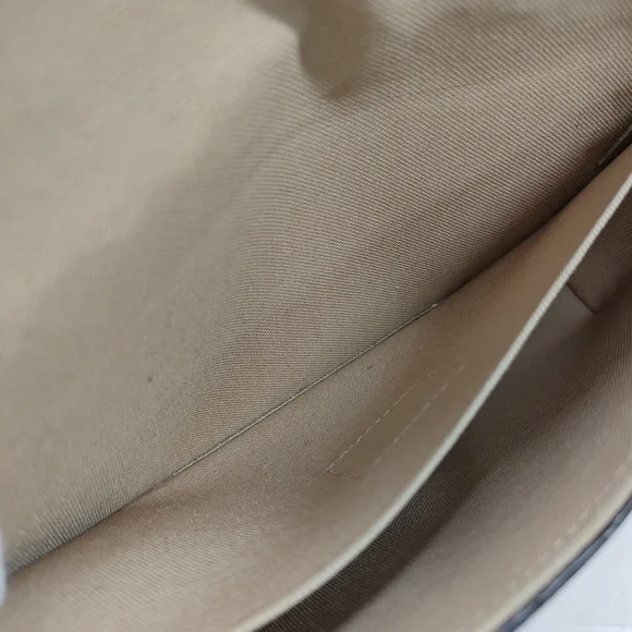 Louis Vuitton Felicie - Picture 10 of 16